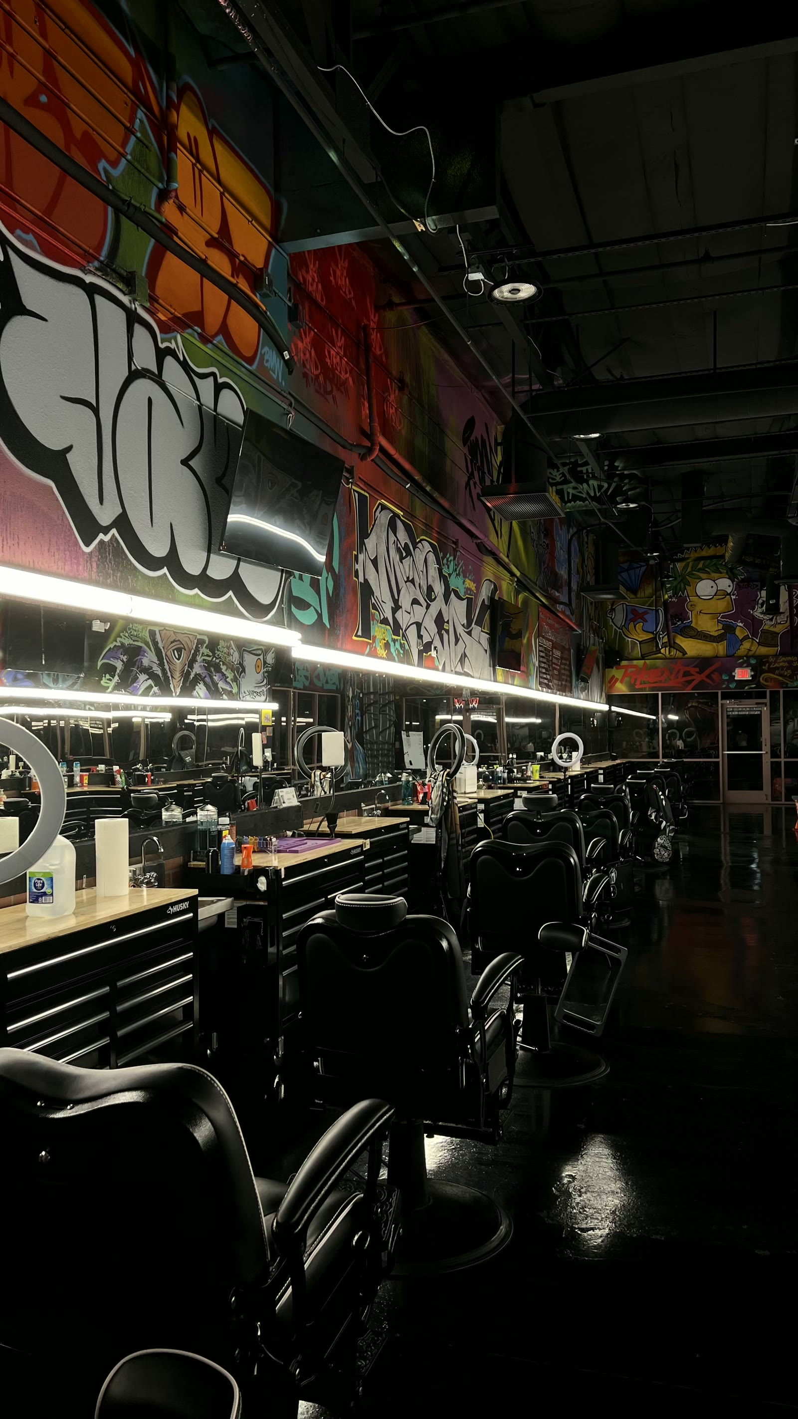 The shop floor at 18583 N 59th Ave, Glendale
